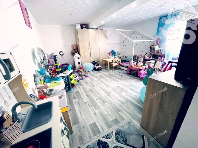 Eladó ház Nyárlőrinc 74 nm