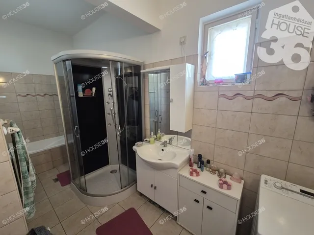 Eladó ház Kecskemét 100 nm