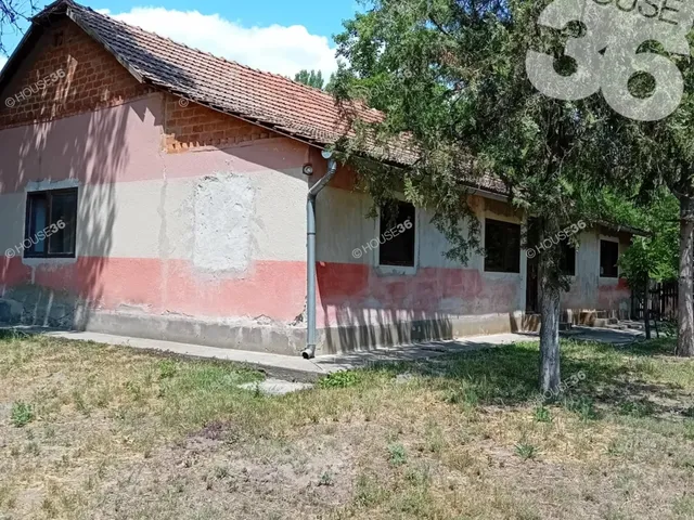 Eladó mezőgazdasági ingatlan Petőfiszállás 140 nm