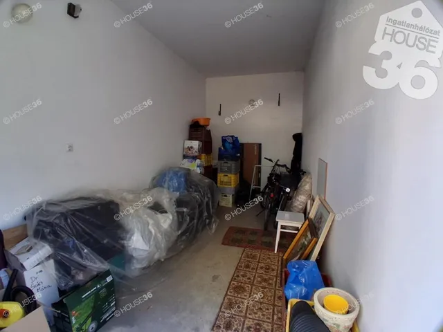 Eladó garázs Kecskemét, Belváros 15 nm