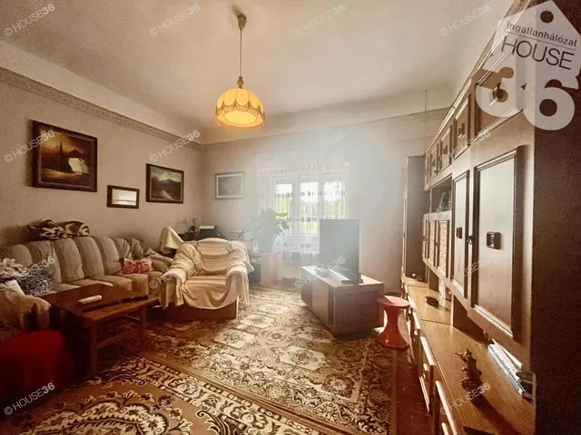 Eladó ház Tiszaalpár 120 nm