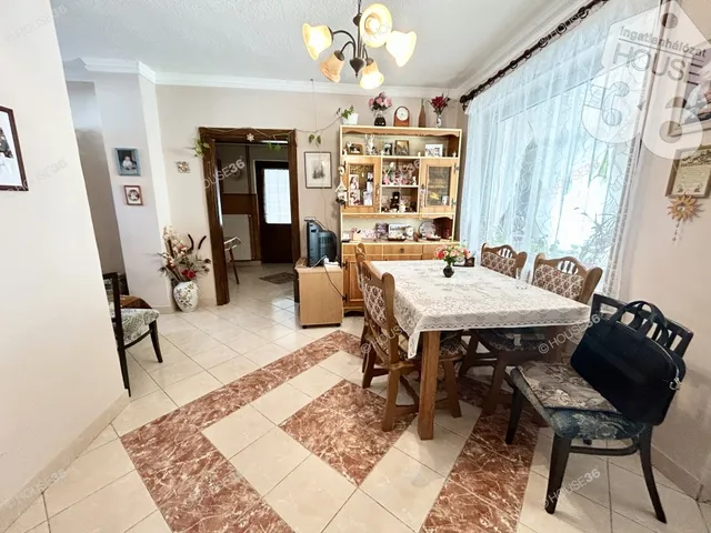 Eladó ház Ballószög 96 nm