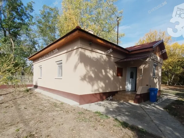 Eladó ház Kunbaracs 58 nm