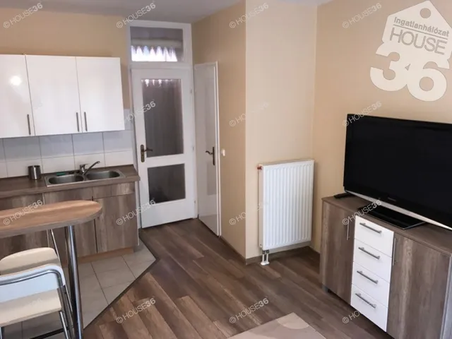 Eladó lakás Kecskemét, Belváros 29 nm