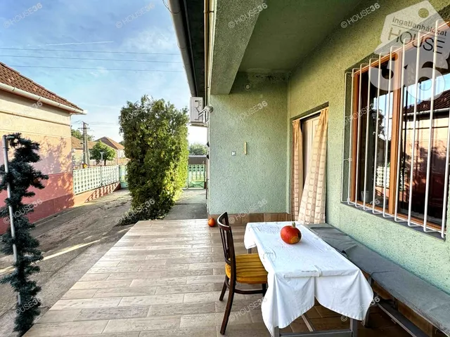 Eladó ház Jakabszállás 120 nm