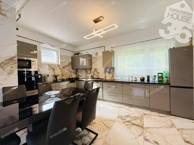 Eladó ház Izsák 72 nm