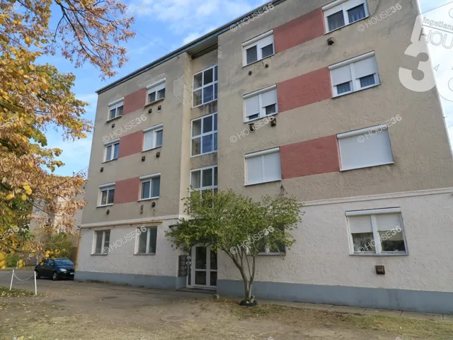 Eladó lakás Kiskőrös 54 nm