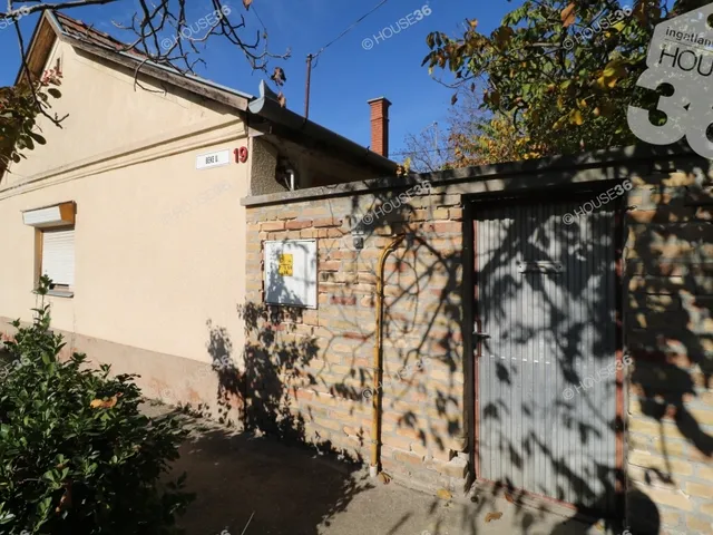 Eladó ház Kecel 55 nm