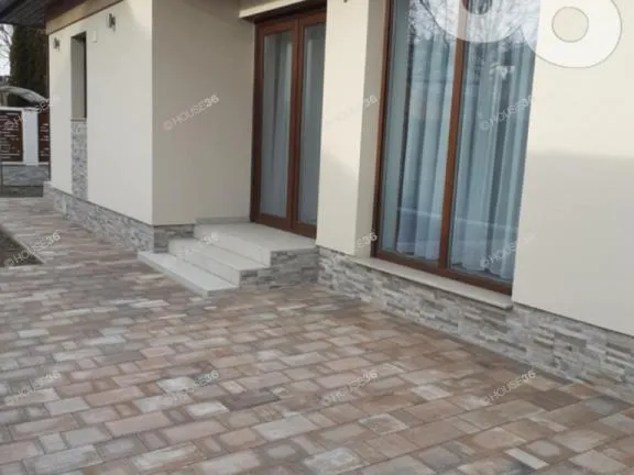 Kiadó ház Kecskemét 117 nm