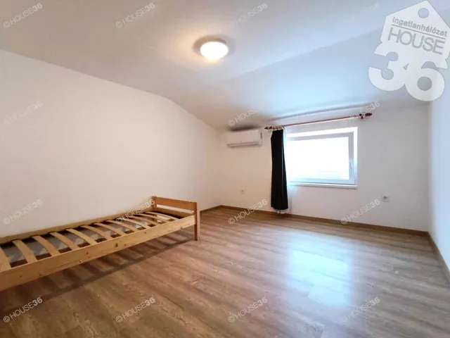 Eladó ház Kecskemét 250 nm