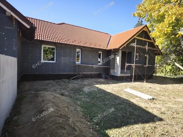 Eladó ház Csobánka 105 nm