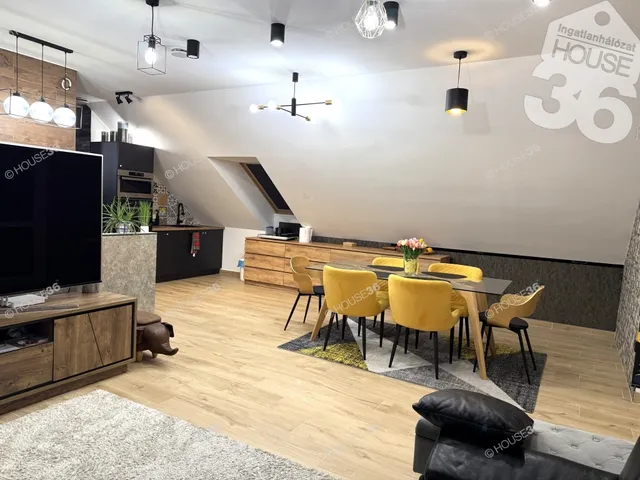 Eladó lakás Szekszárd 119 nm