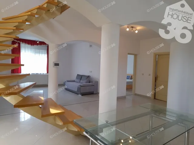 Eladó ház Barcs 320 nm