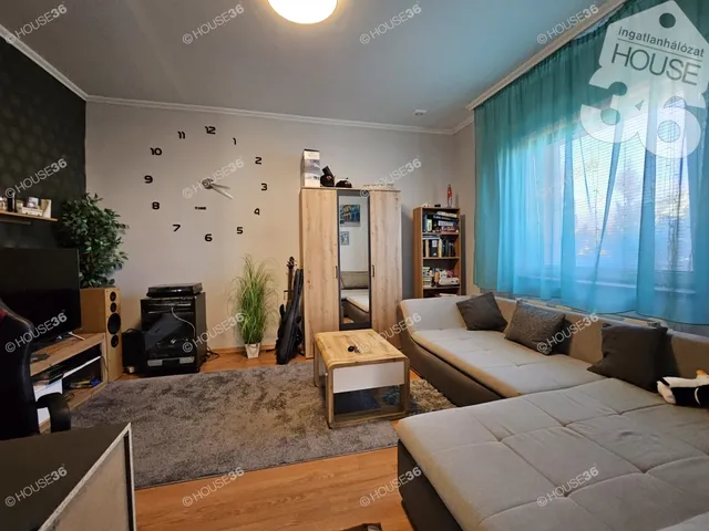 Eladó ház Kecskemét, Hunyadiváros 100 nm