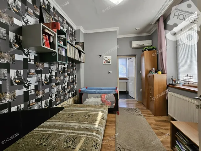 Eladó ház Kecskemét, Hunyadiváros 100 nm