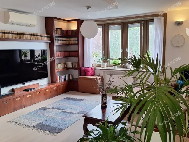 Eladó lakás Kecskemét, Belváros 93 nm