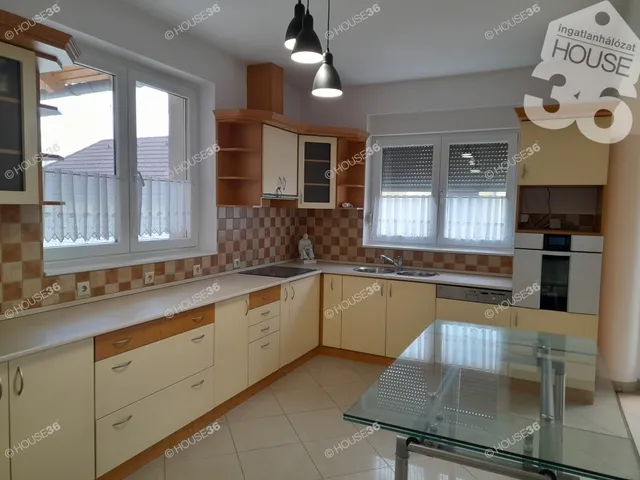 Eladó ház Barcs 320 nm