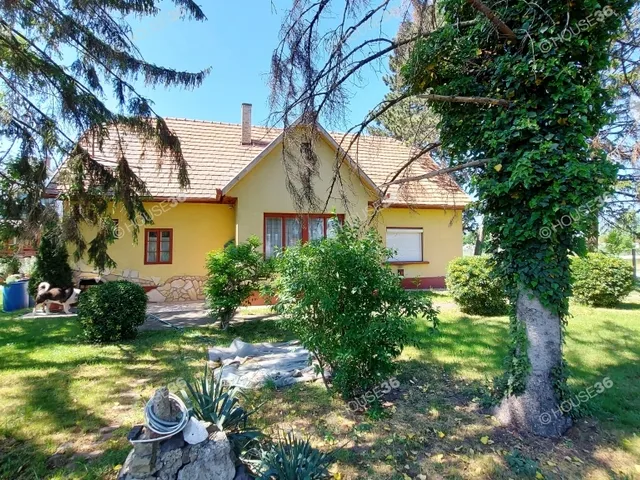 Eladó ház Lajosmizse 120 nm