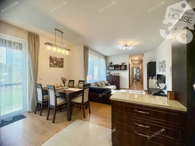 Eladó lakás Kecskemét, Hollandfalu 86 nm