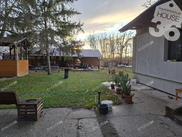 Eladó ház Kiskunfélegyháza 100 nm