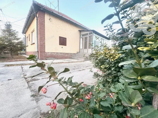 Eladó ház Lakitelek 75 nm