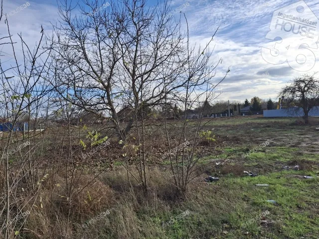 Eladó kereskedelmi és ipari ingatlan Kecskemét 2641 nm