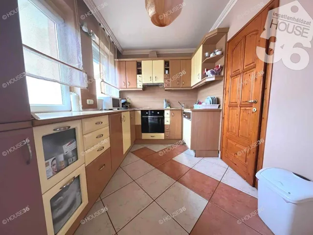 Eladó lakás Kecskemét 90 nm