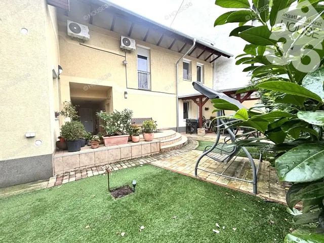 Eladó ház Kecskemét 196 nm