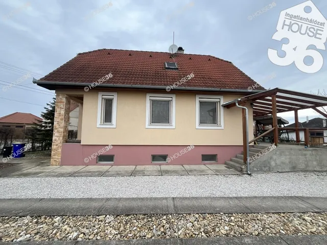 Eladó ház Kecskemét, Hetényegyháza 110 nm