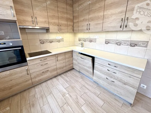 Eladó lakás Kecskemét 83 nm