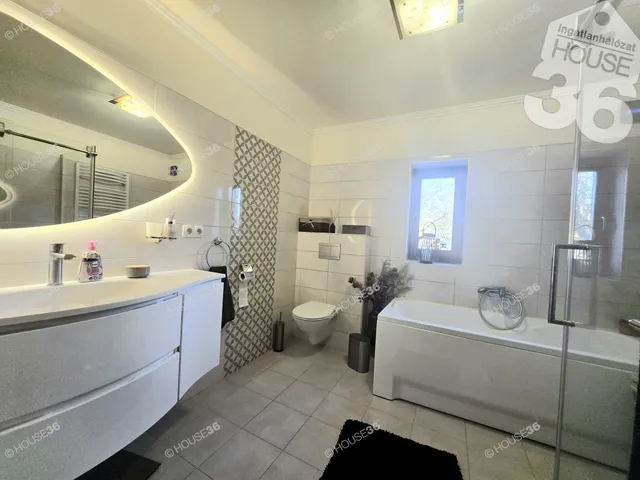 Eladó ház Nagykőrös 170 nm