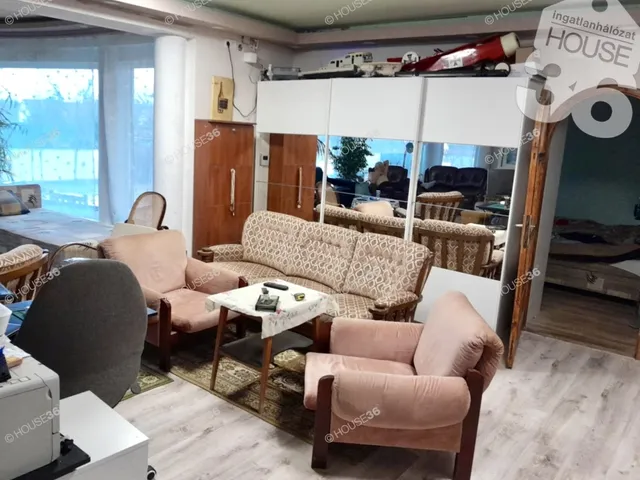 Eladó ház Kecskemét, Úrihegy 132 nm