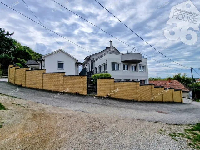Eladó ház Balatonboglár 540 nm