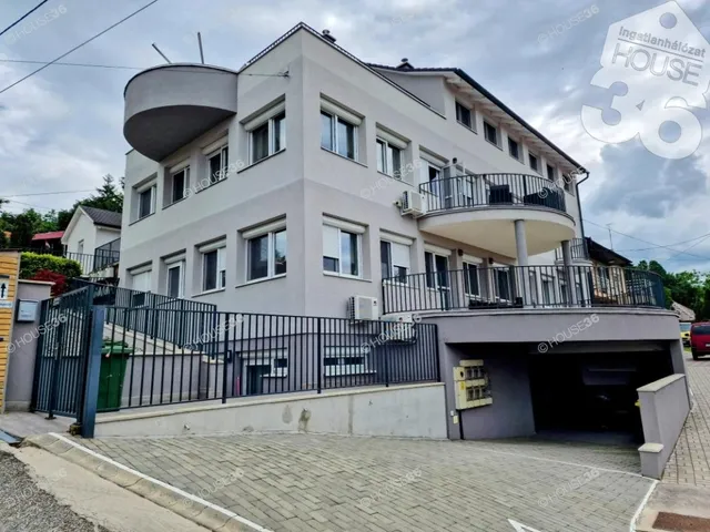 Eladó ház Balatonboglár 540 nm