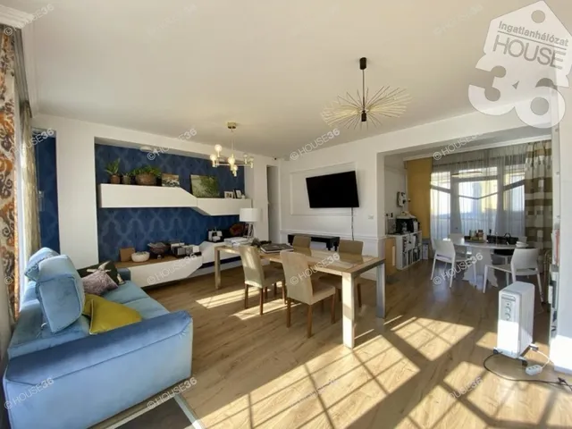 Eladó kereskedelmi és ipari ingatlan Kecskemét 54 nm