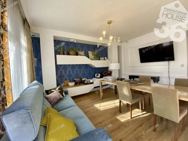 Eladó kereskedelmi és ipari ingatlan Kecskemét 54 nm