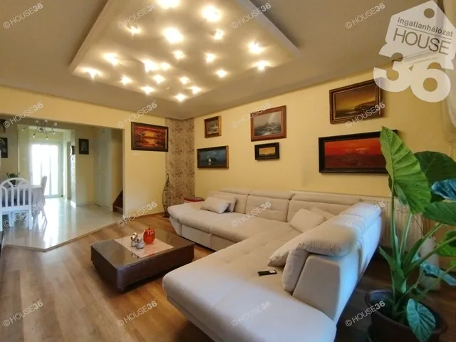 Eladó lakás Kecskemét, Hunyadiváros 74 nm