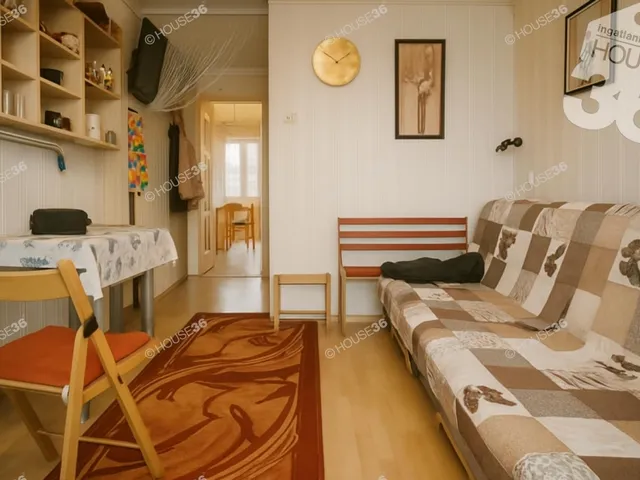 Eladó üdülő és hétvégi ház Siófok, Aranypart 18 nm