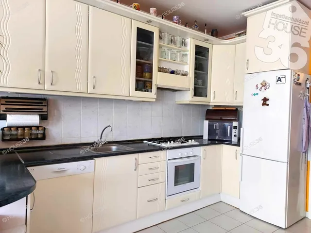 Eladó üdülő és hétvégi ház Kecskemét 100 nm