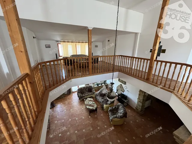 Eladó ház Kerekegyháza 698 nm