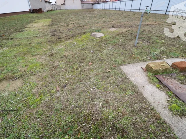 Eladó telek Soltvadkert 900 nm