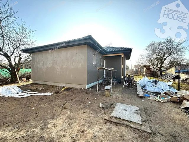 Eladó lakás Kecskemét, Kósafalu 64 nm