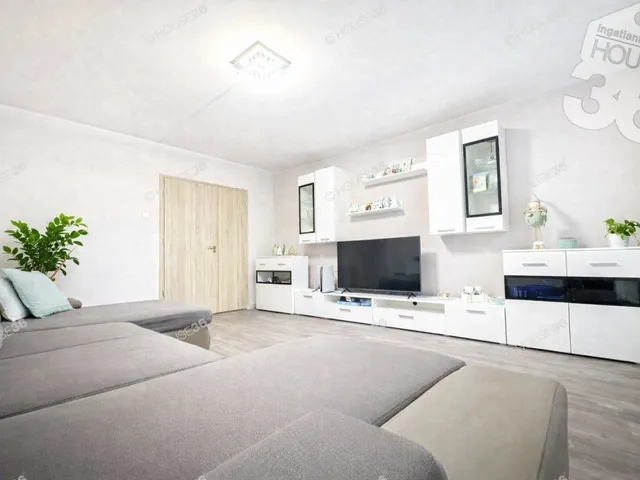 Eladó lakás Kecskemét, Hunyadiváros 69 nm