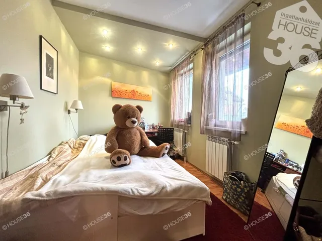 Eladó ház Kecskemét, Belváros 196 nm