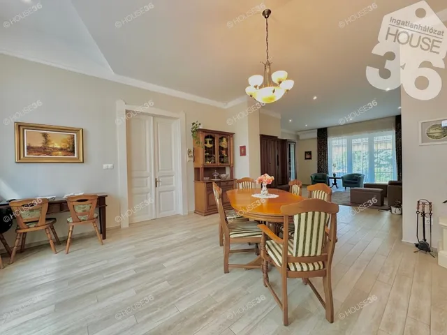 Eladó kereskedelmi és ipari ingatlan Kecskemét, Villanegyed 200 nm