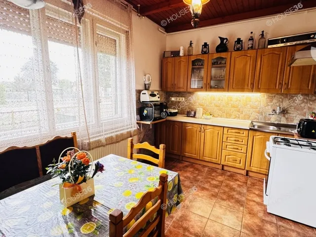 Eladó ház Helvécia 140 nm