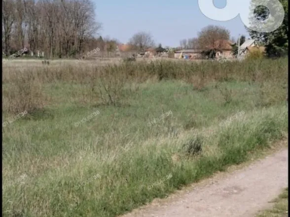 Eladó telek Kecskemét 8030 nm