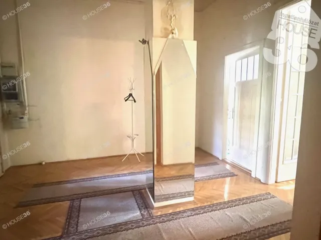 Eladó lakás Budapest I. kerület 72 nm