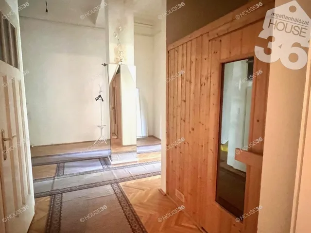 Eladó lakás Budapest I. kerület 72 nm