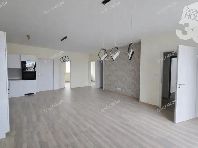 Eladó lakás Kecskemét 82 nm